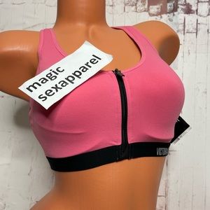 VICTORIA’S SECRET 36C KNOCKOUT SPORTS BRA ZIP UP
